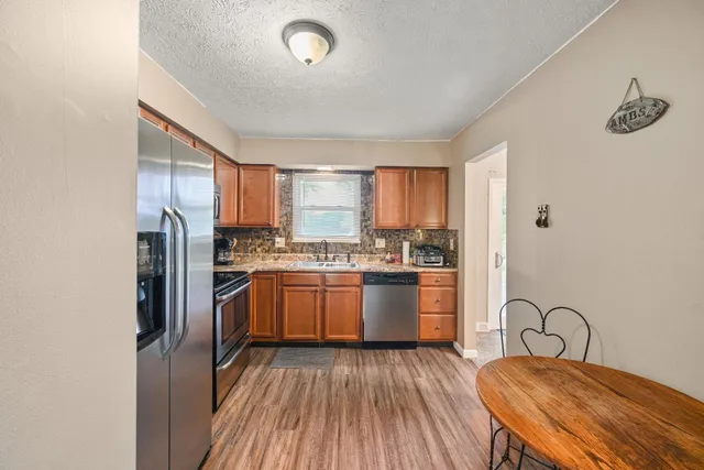 $328,000 | 2222 Bunkum Drive, Lawrenceburg, IN 47025