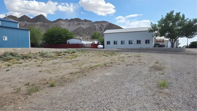 $20,000 | 236 South Street, Tonopah, NV 89049