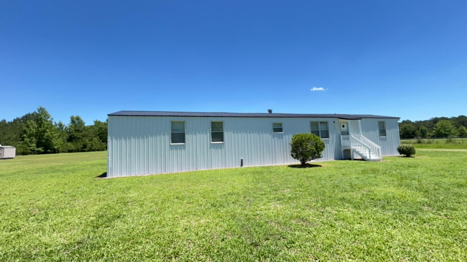 3185 Homestead Road Sumter, SC 29153 - Photo 1 of 17