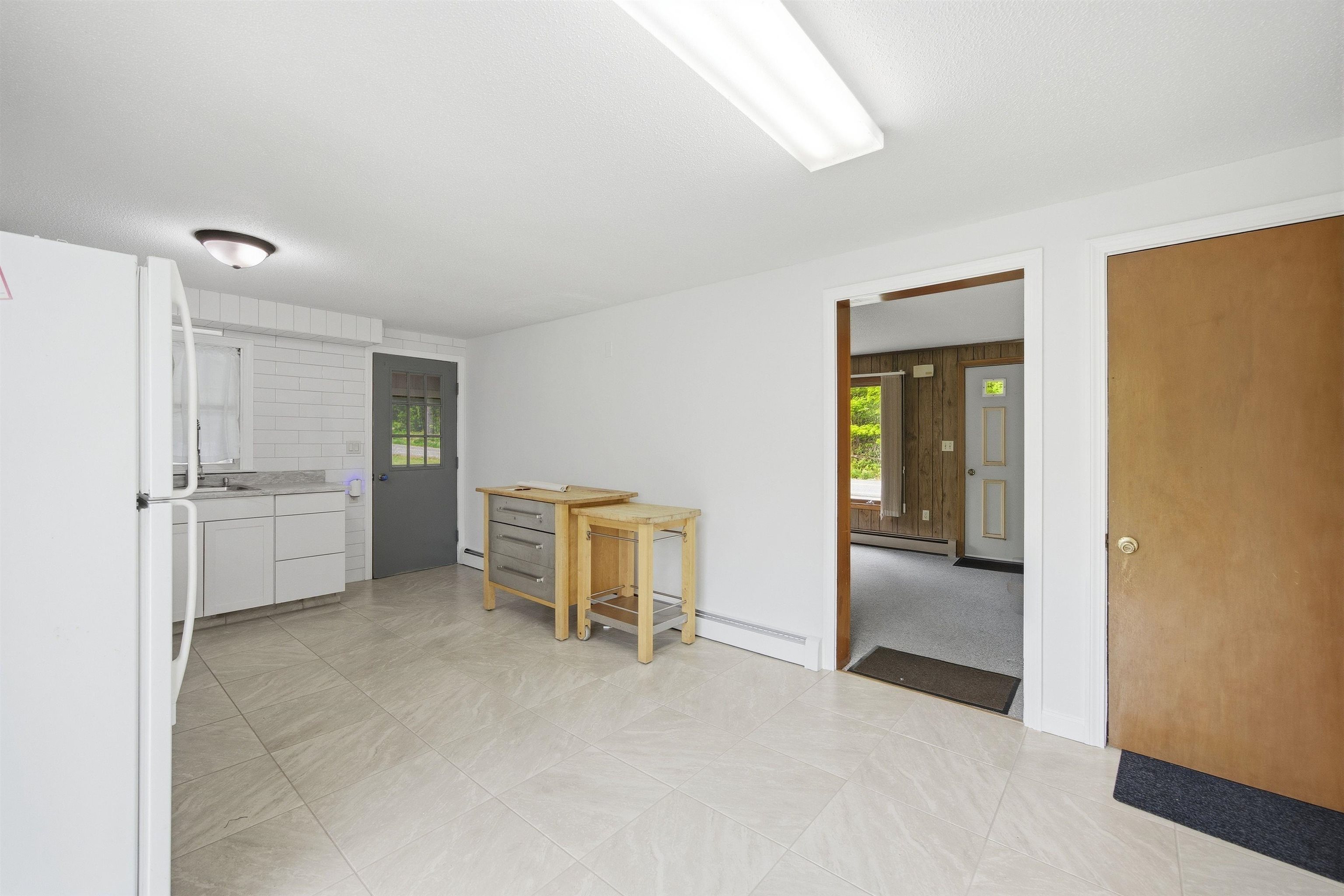 461 Coventry Road Benton, NH 03785 - Photo 10 of 49