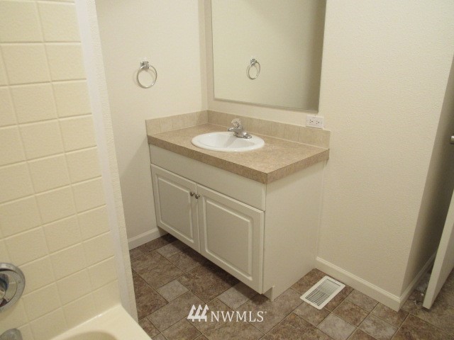 2516 North Shore Road, Unit 24 Bellingham, WA 98226 - Photo 14 of 23 Gallery Image 14