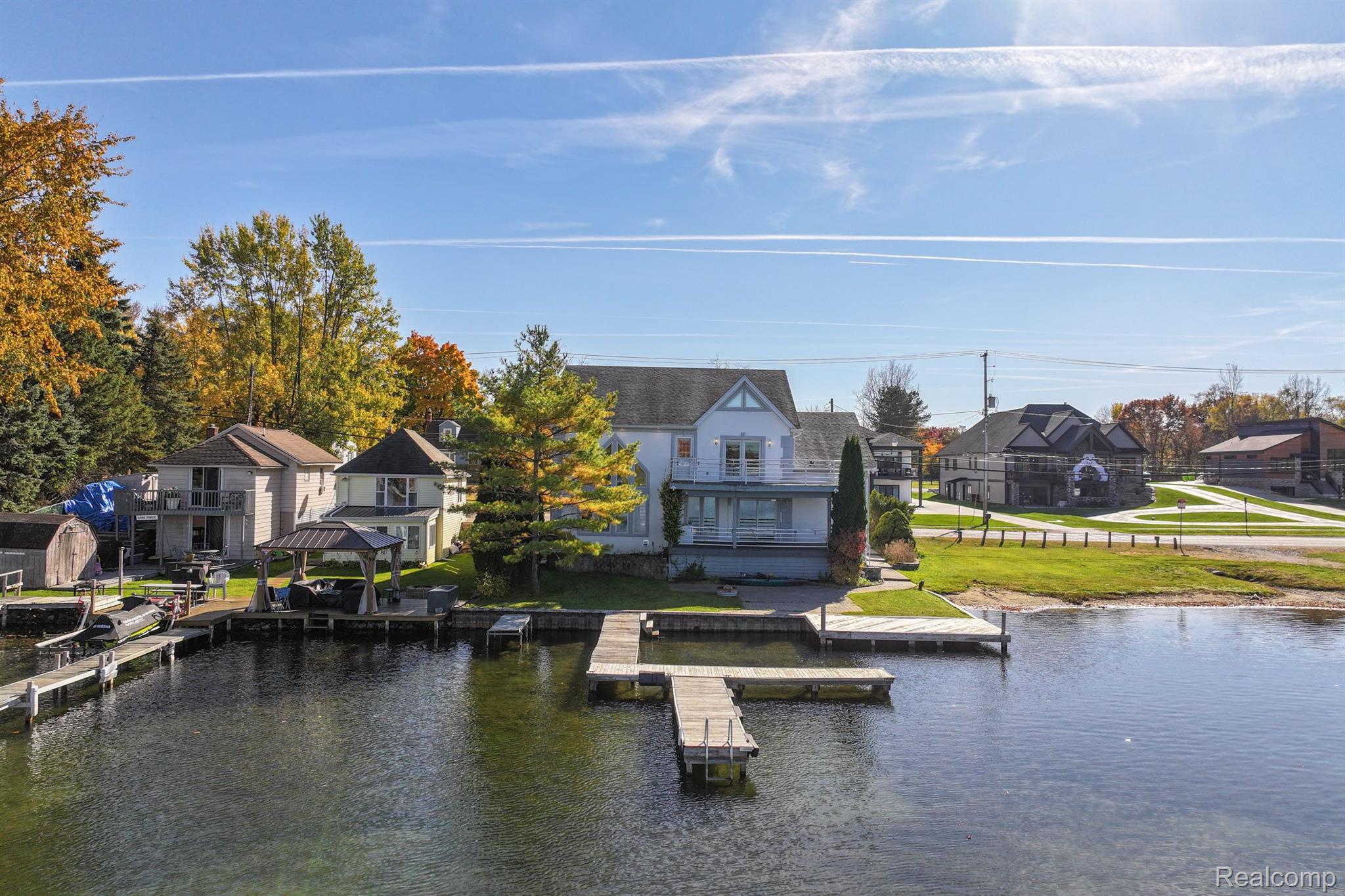 2076 South Long Lake Road Fenton, MI 48430 - Photo 42 of 53
