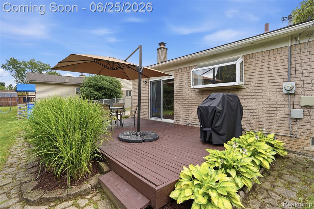 23405 West Lebost Novi, MI 48375 - Photo 25 of 27