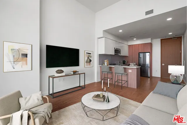 $7,225 | 11750 Wilshire Boulevard, Unit 3404, Los Angeles, CA 90025