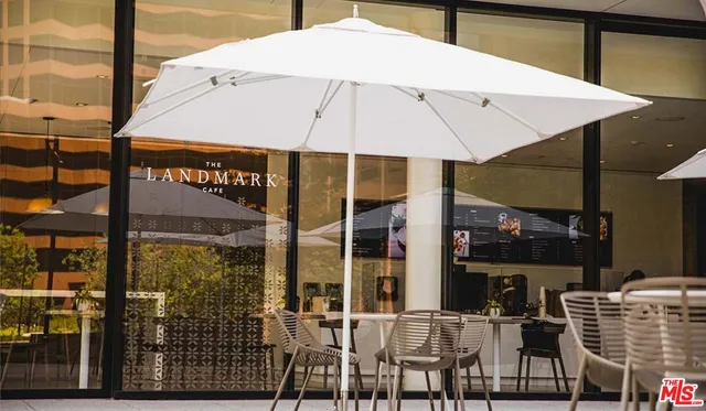 $7,225 | 11750 Wilshire Boulevard, Unit 3404, Los Angeles, CA 90025