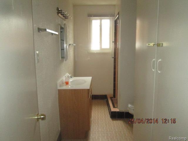 9212 Harvard Road Detroit, MI 48224 - Photo 16 of 21 IMG_0073.jpg