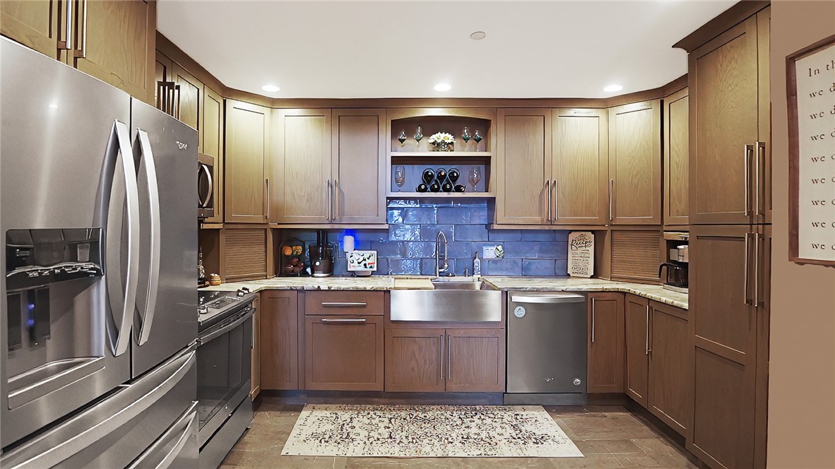 1 Tupperware Drive, Unit 210 North Smithfield, RI 02896 - Photo 16 of 35