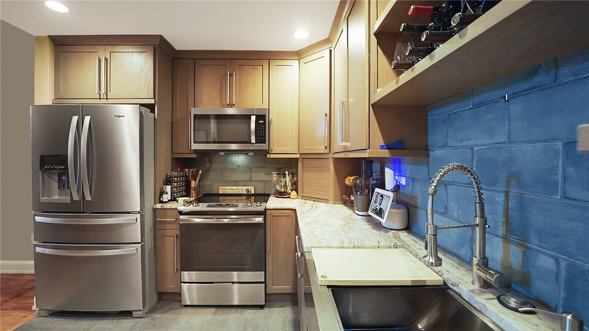 1 Tupperware Drive, Unit 210 North Smithfield, RI 02896 - Photo 17 of 35