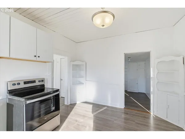a kitchen with a stove
