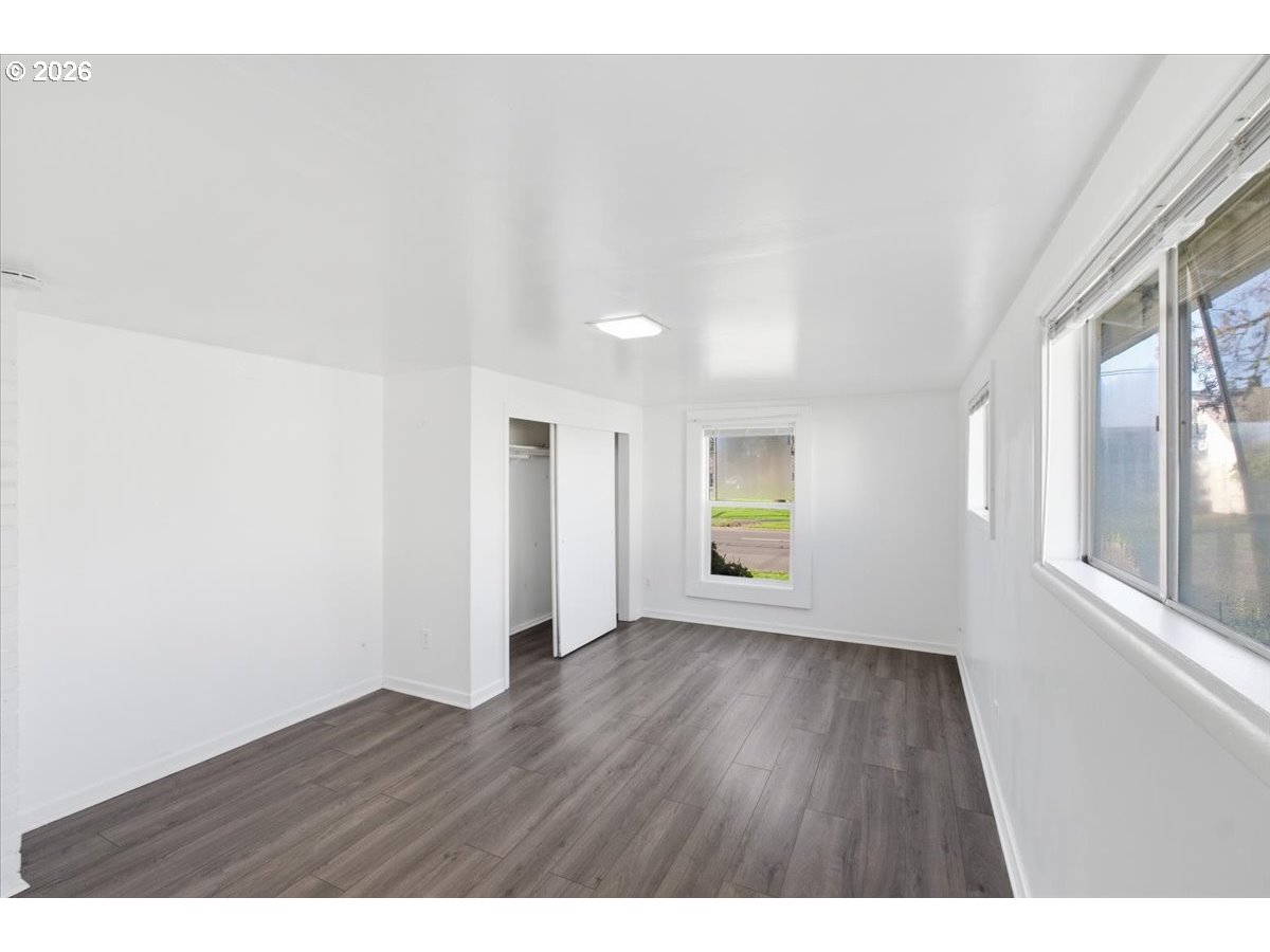 109 East Isabella Street Lebanon, OR 97355 - Photo 17 of 40