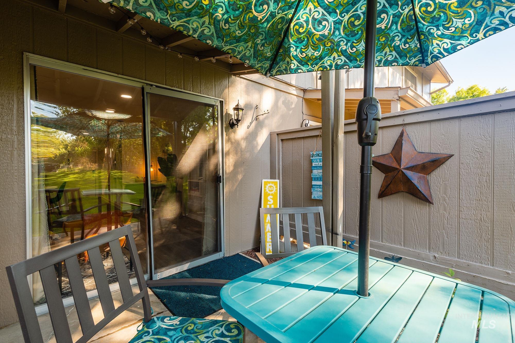 352 North Eagle Road Eagle, ID 83616 - Photo 36 of 44 View of wooden deck