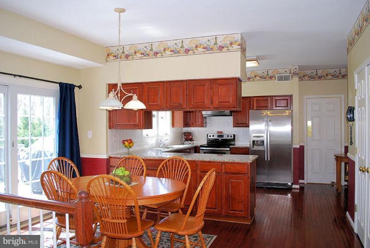 10319 Wetherburn Road Ellicott City, MD 21042 - Photo 2 of 29 Kitchen