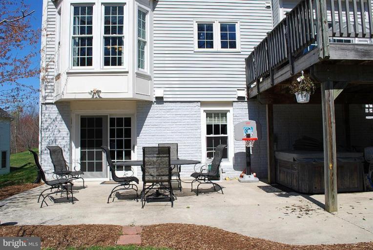10319 Wetherburn Road Ellicott City, MD 21042 - Photo 25 of 29 Patio
