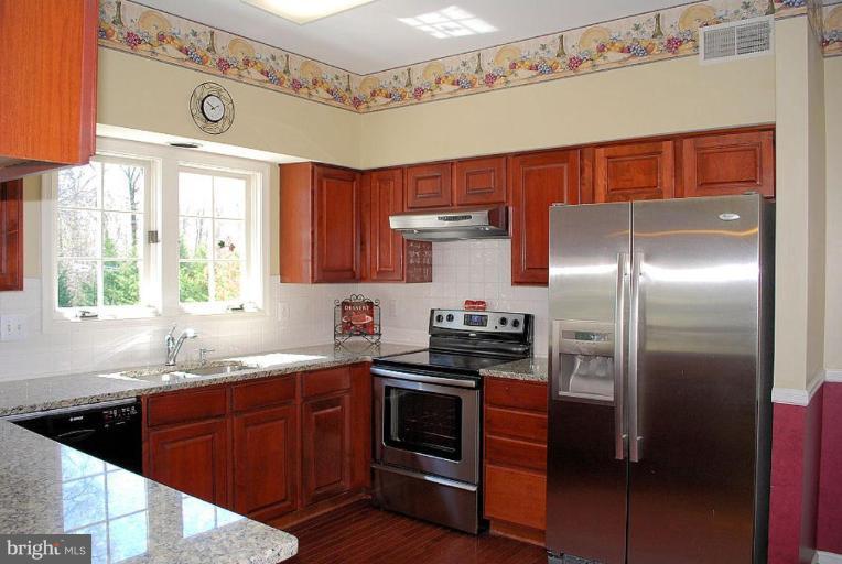 10319 Wetherburn Road Ellicott City, MD 21042 - Photo 3 of 29 Kitchen #2