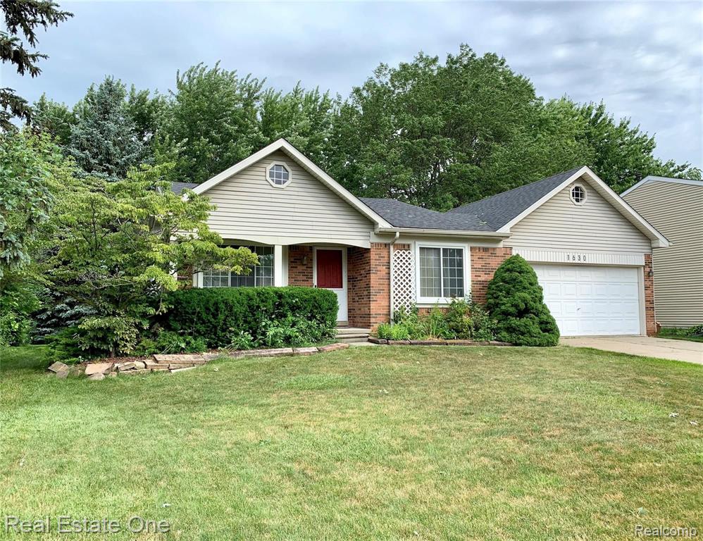 1630 Dancer Drive Rochester Hills, MI 48307 - Photo 2 of 12