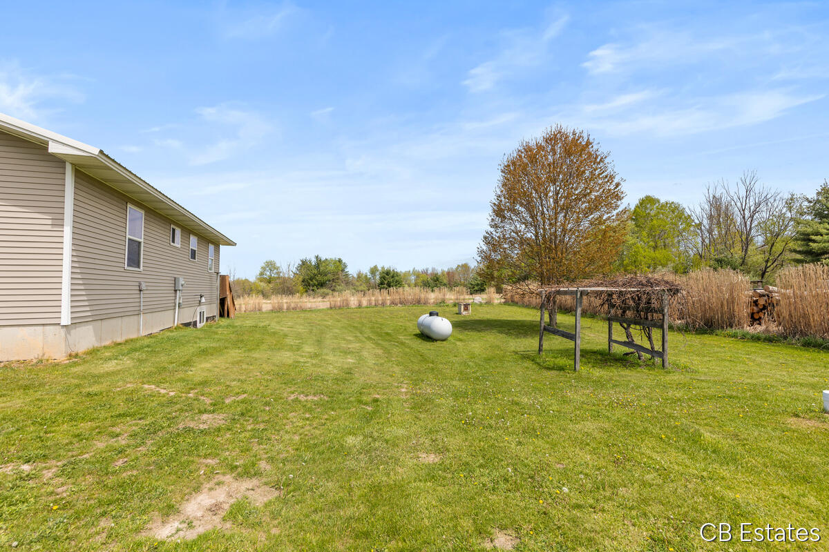 7147 East 6 Mile Road Big Rapids, MI 49307 - Photo 22 of 34
