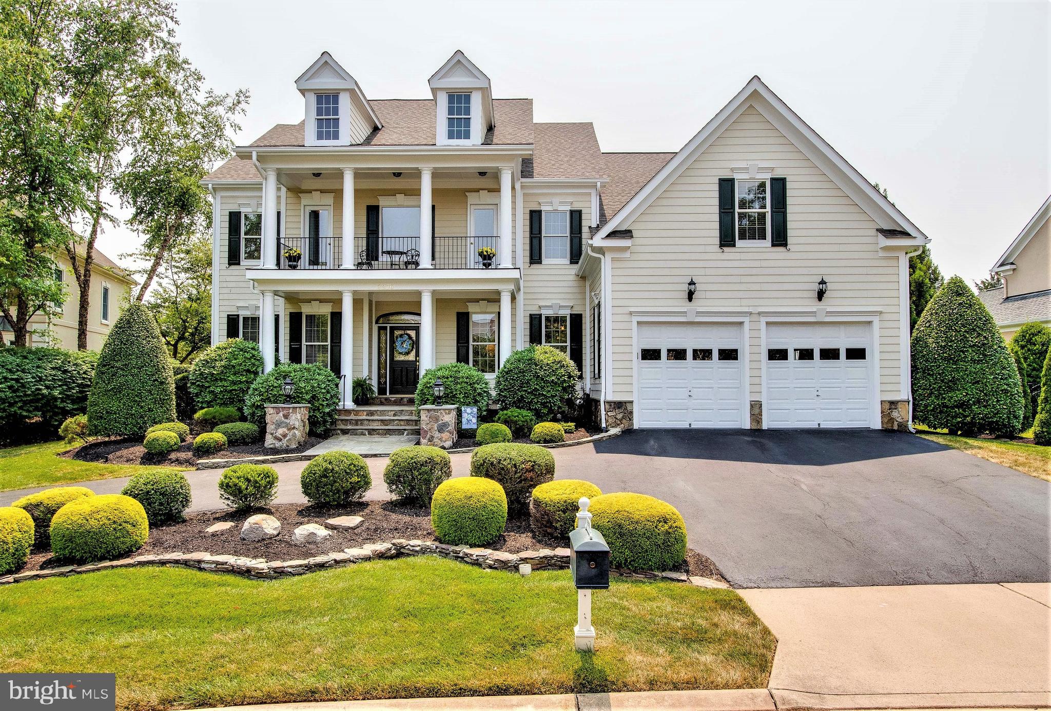 8276 Roxborough Loop Gainesville, VA 20155 - Photo 1 of 101 Welcome Home!