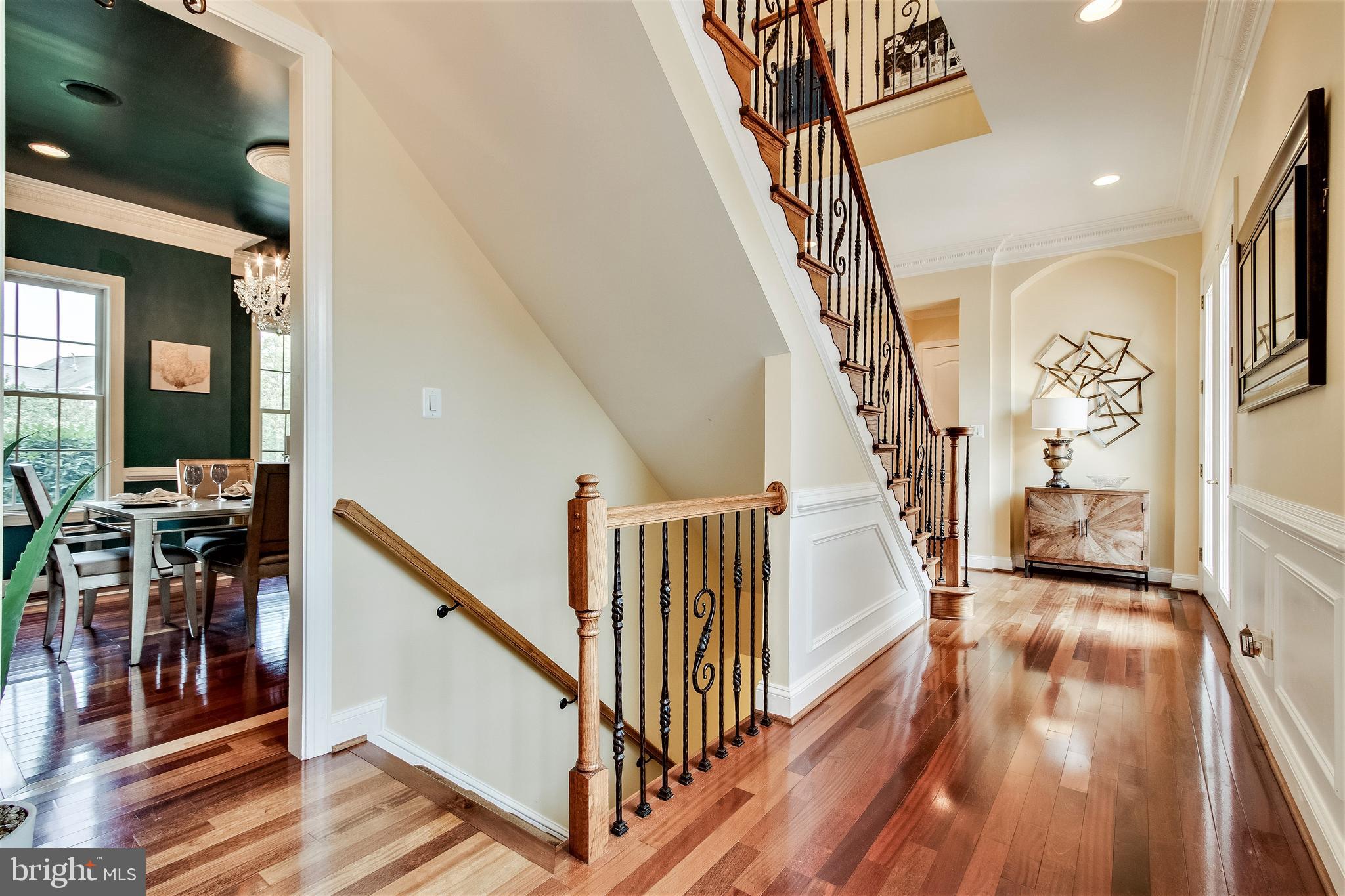 8276 Roxborough Loop Gainesville, VA 20155 - Photo 16 of 101 Rear Hall to Kitchen & Stairs to Lower Level