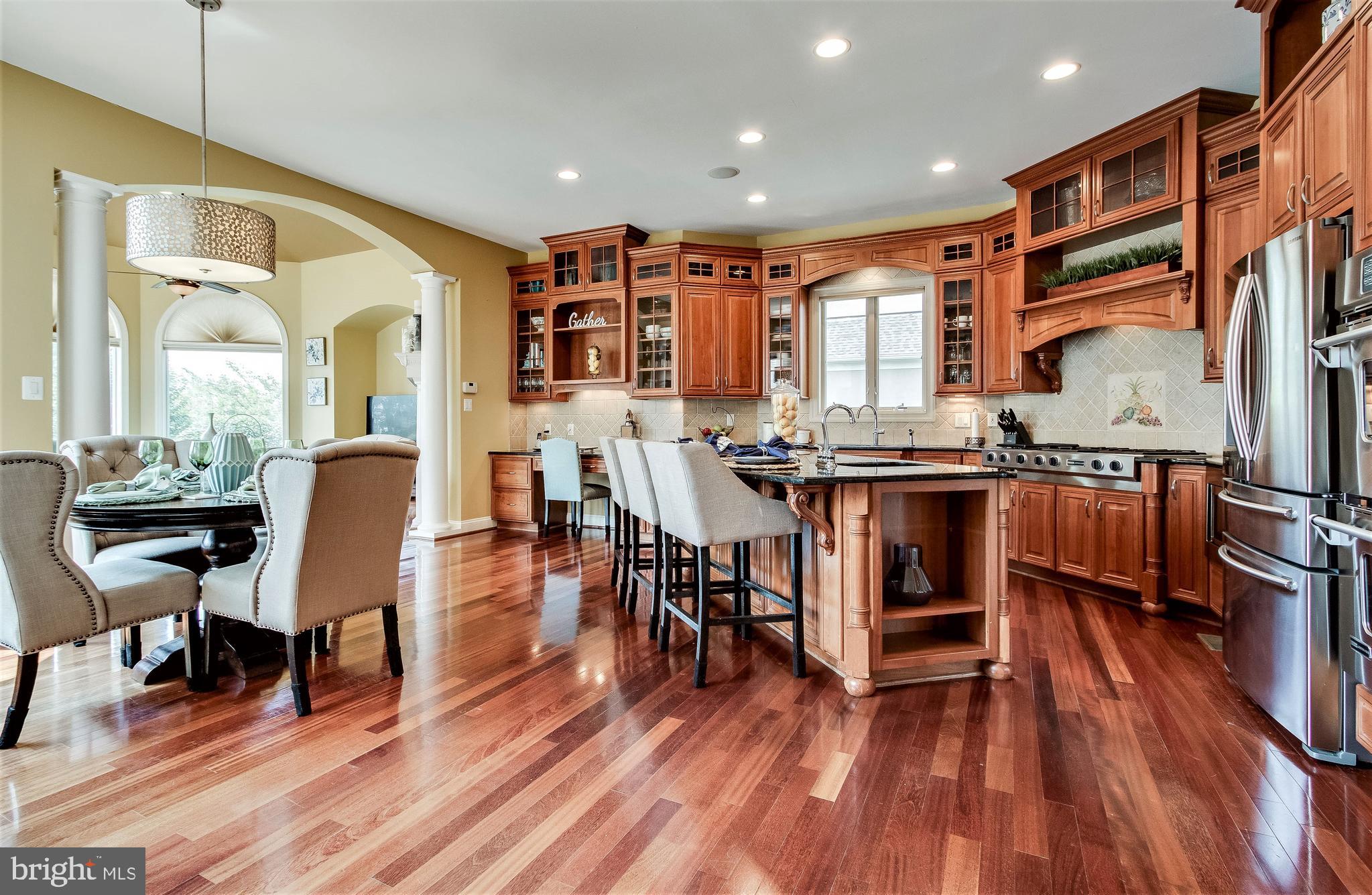 8276 Roxborough Loop Gainesville, VA 20155 - Photo 19 of 101 Smashing Custom Kitchen