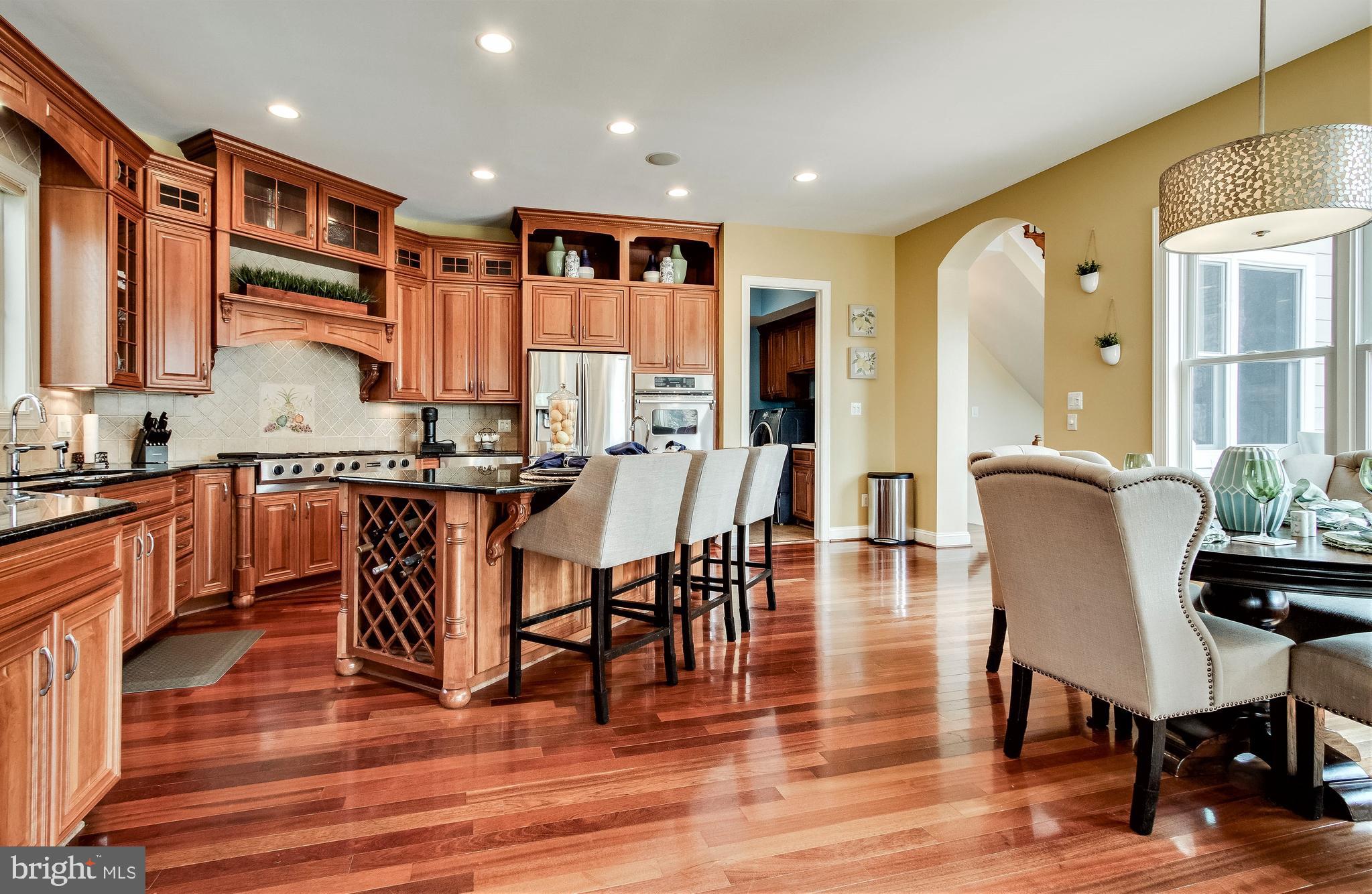 8276 Roxborough Loop Gainesville, VA 20155 - Photo 28 of 101 Gorgeous Brazilian Cherry Hardwoods