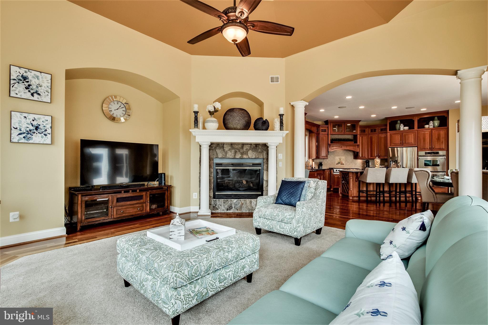 8276 Roxborough Loop Gainesville, VA 20155 - Photo 30 of 101 Beautiful Family Room off Kitchen
