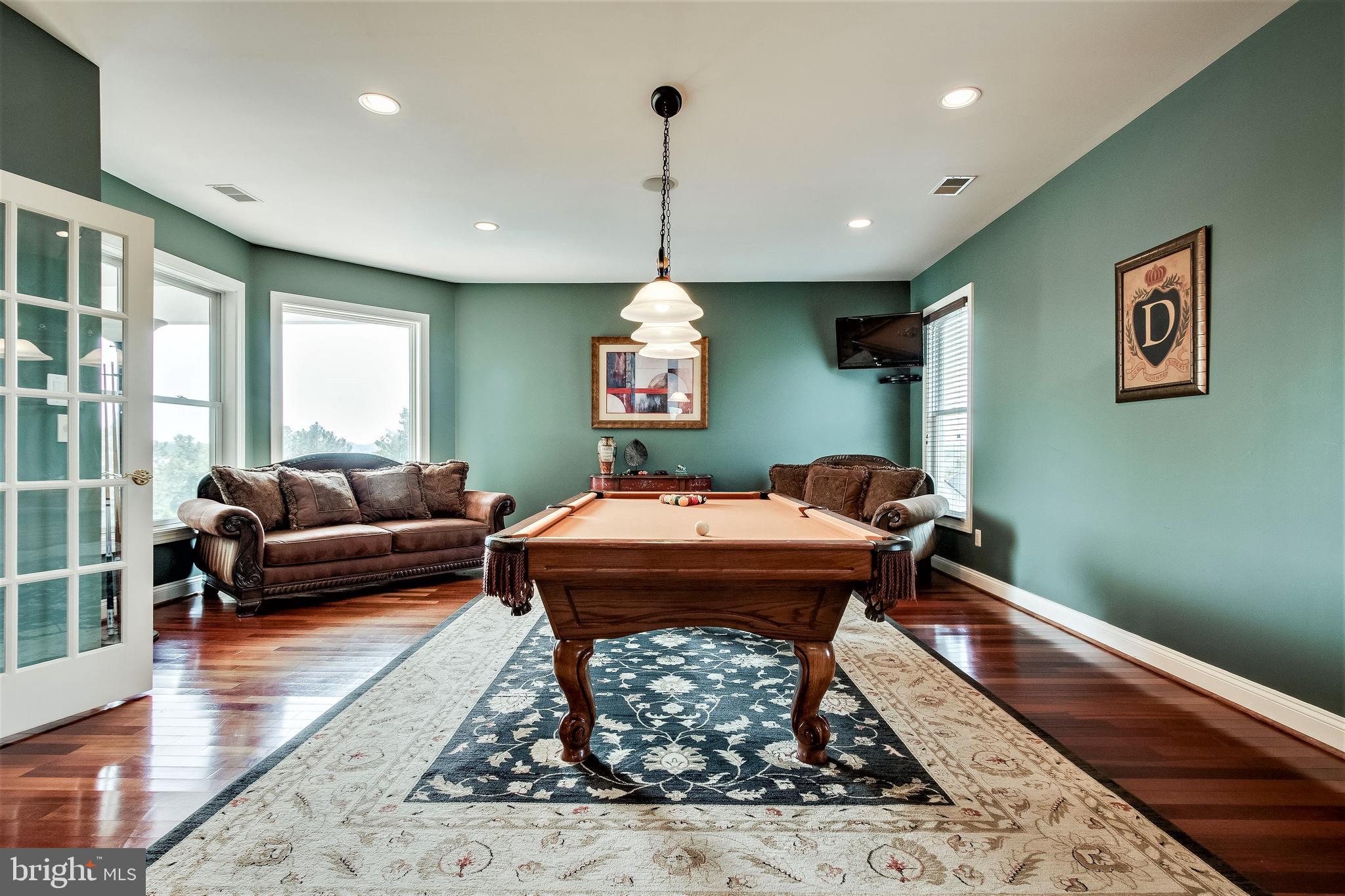 8276 Roxborough Loop Gainesville, VA 20155 - Photo 49 of 101 Billiard Table conveys