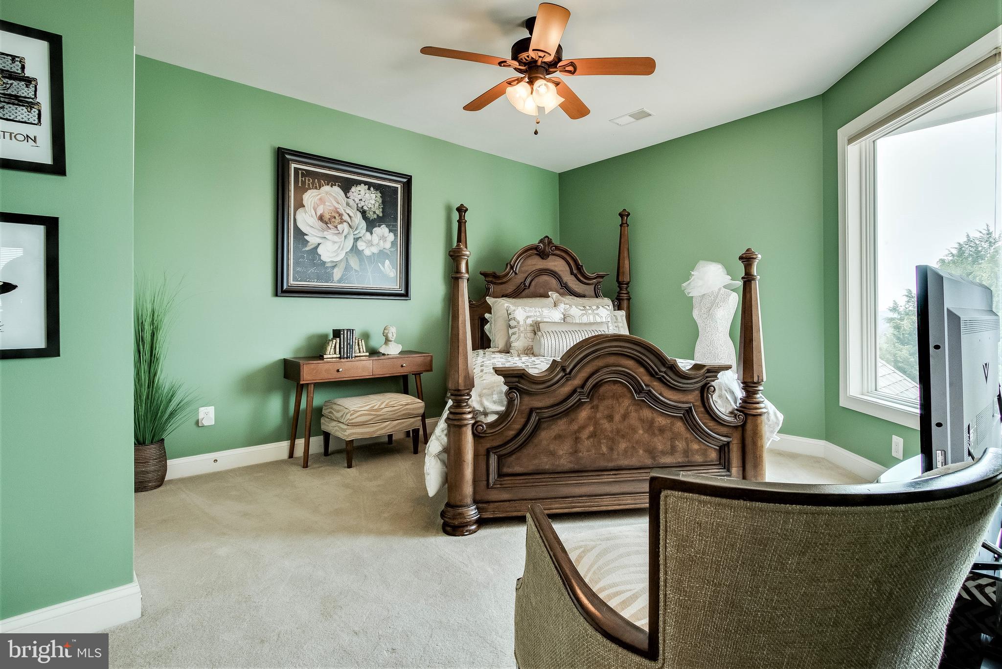 8276 Roxborough Loop Gainesville, VA 20155 - Photo 63 of 101 4th Bedroom on Upper Level