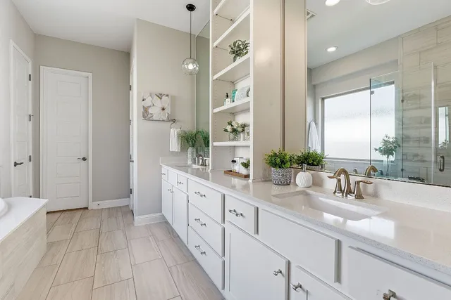 $959,900 | 4020 Logan Ridge Drive, Cedar Park, TX 78613