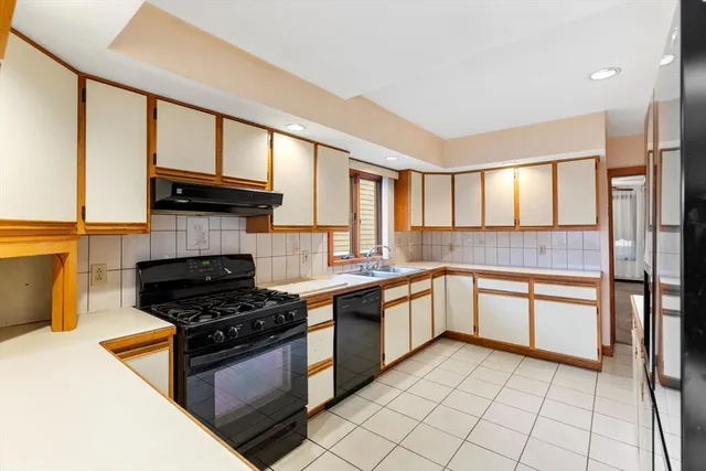 $599,000 | 229 Elm Street, Medford, MA 02155