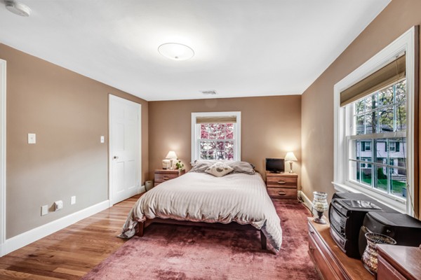 27 Hodge Road Arlington, MA 02474 - Photo 20 of 30 Gallery Image 20