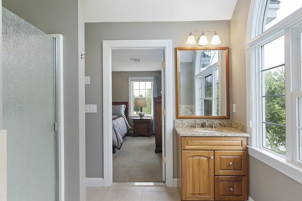 2 Thomas Lane Sterling, MA 01564 - Photo 31 of 42