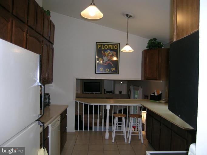5 Shilling Court Silver Spring, MD 20906 - Photo 8 of 17 Kitchen #3