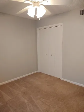 $129,900 | 112 Harbor Drive, Unit 212, Runaway Bay, TX 76426