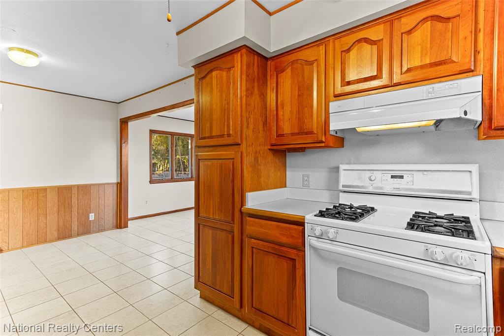 11655 Shorecrest South Lyon, MI 48178 - Photo 14 of 51 Gallery Image 14