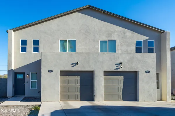 $719,900 | 2421 East Pueblo Avenue, Phoenix, AZ 85040