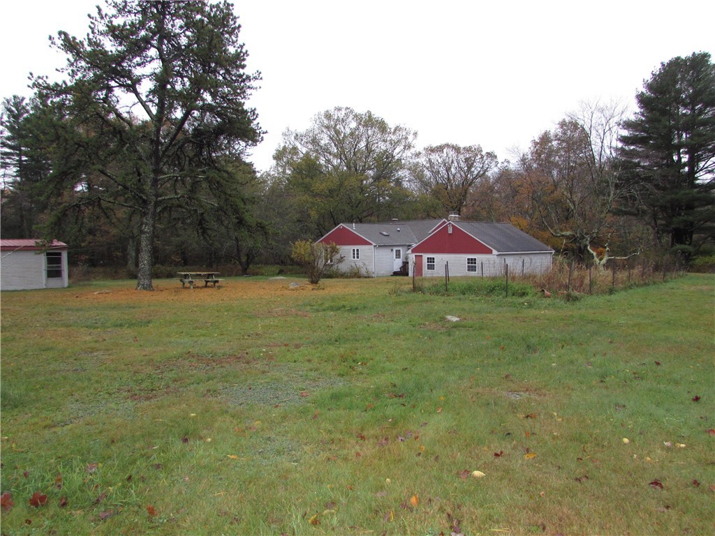 1132 Reynolds Road Glocester, RI 02814 - Photo 21 of 26
