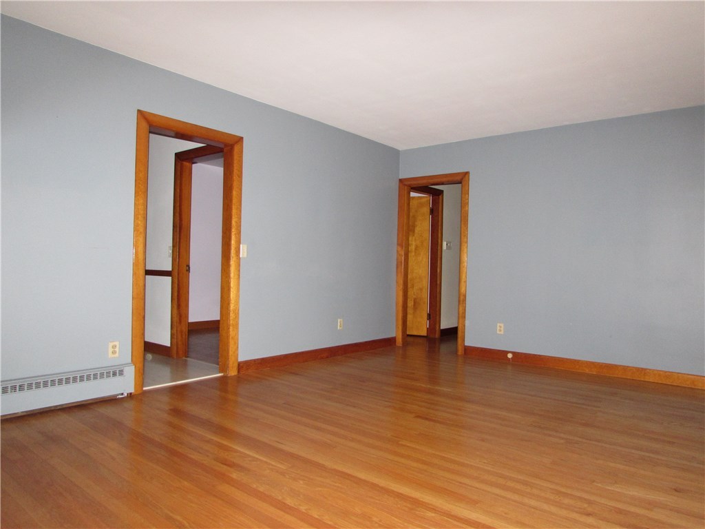 1132 Reynolds Road Glocester, RI 02814 - Photo 6 of 26