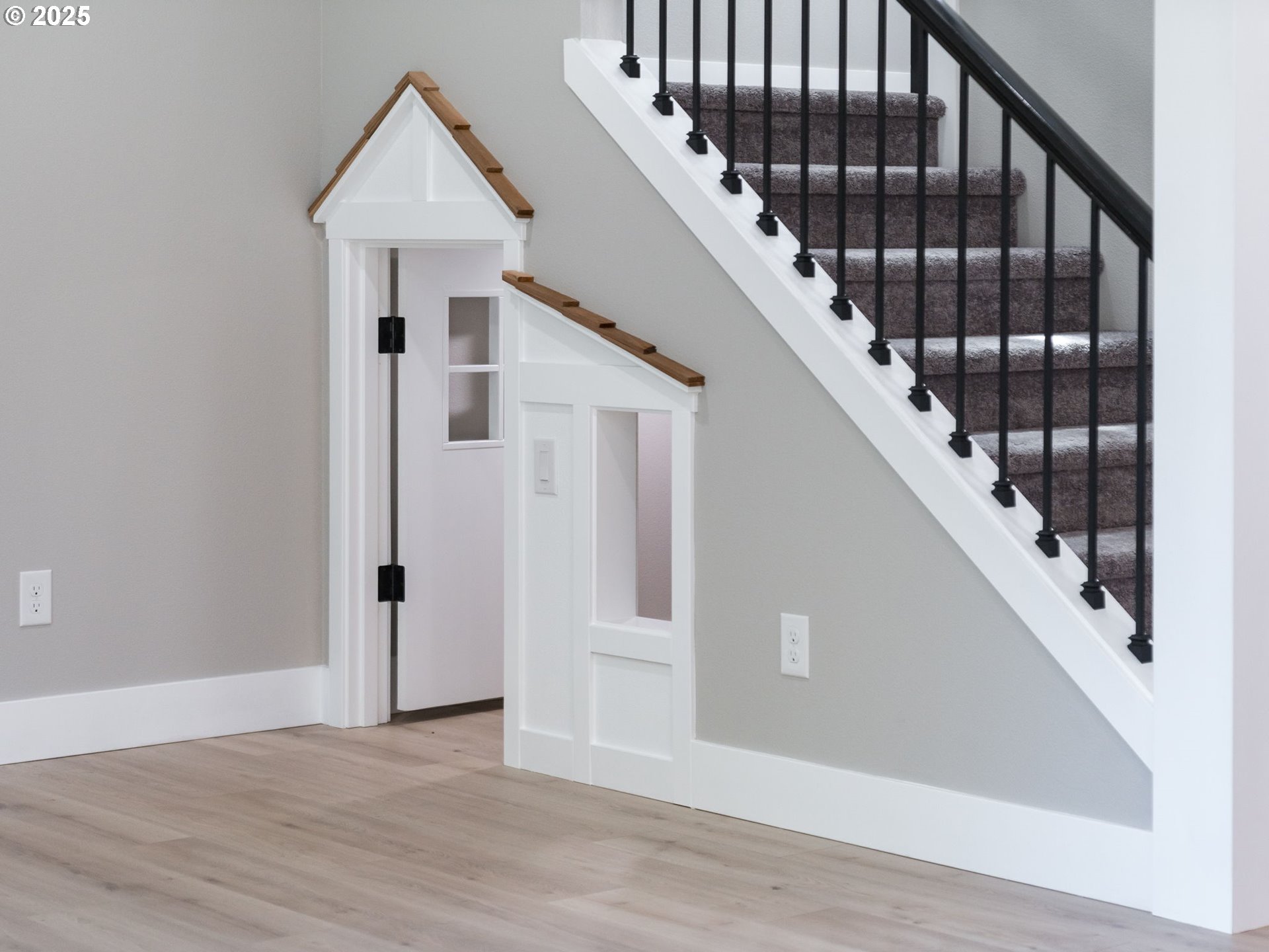 2205 Northwest 69th Street Vancouver, WA 98665 - Photo 29 of 45