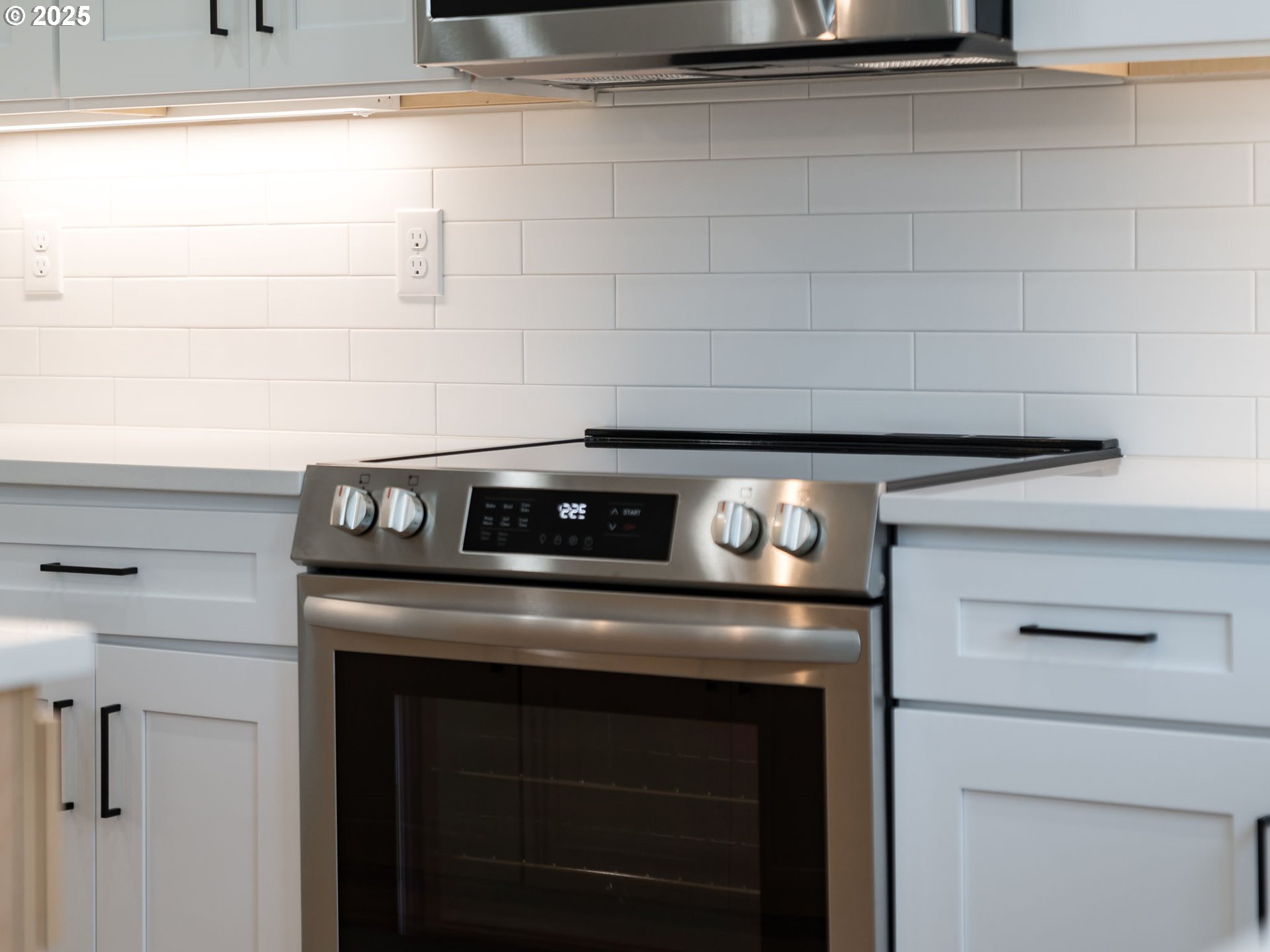 2205 Northwest 69th Street Vancouver, WA 98665 - Photo 36 of 45