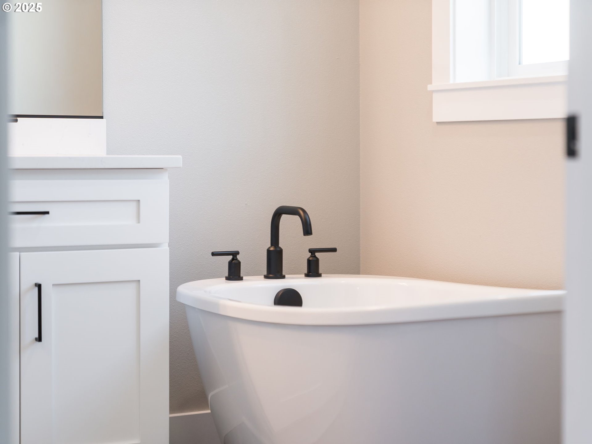 2205 Northwest 69th Street Vancouver, WA 98665 - Photo 38 of 45