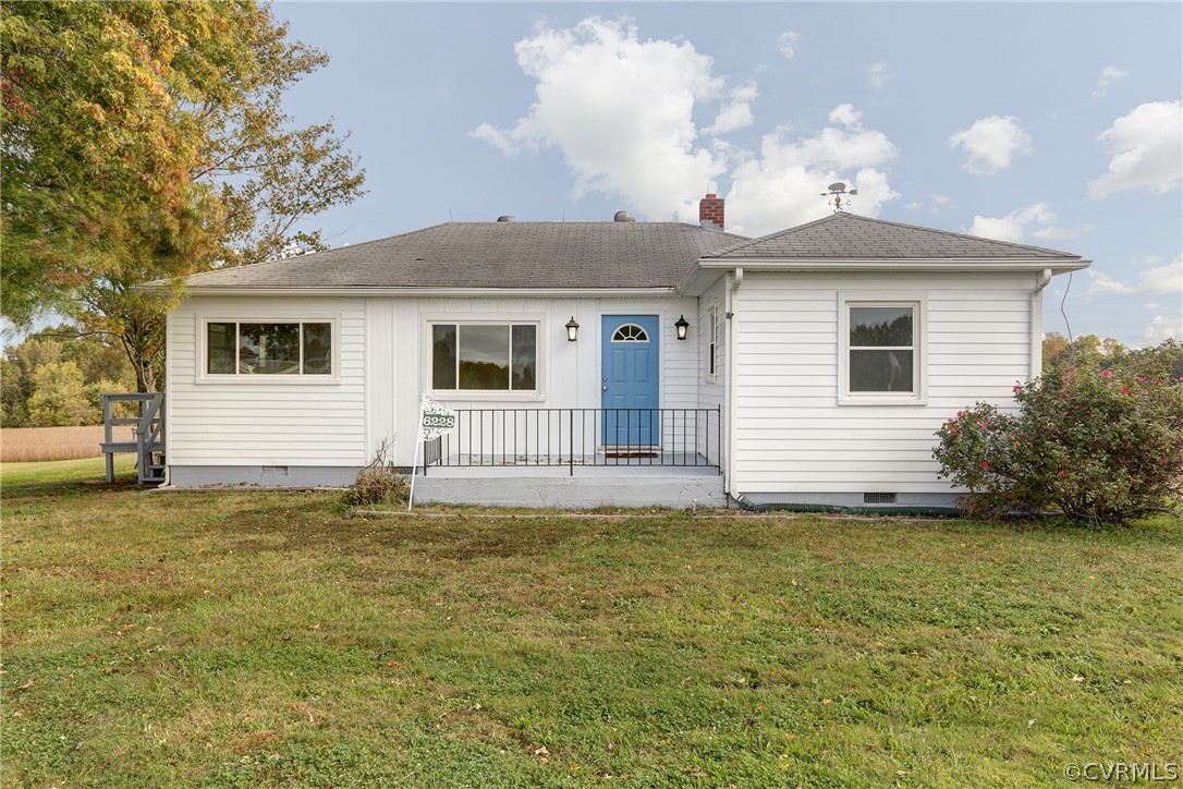 6228 Cross County Road Mineral, VA 23117 - Photo 2 of 26 a view of a house with a yard