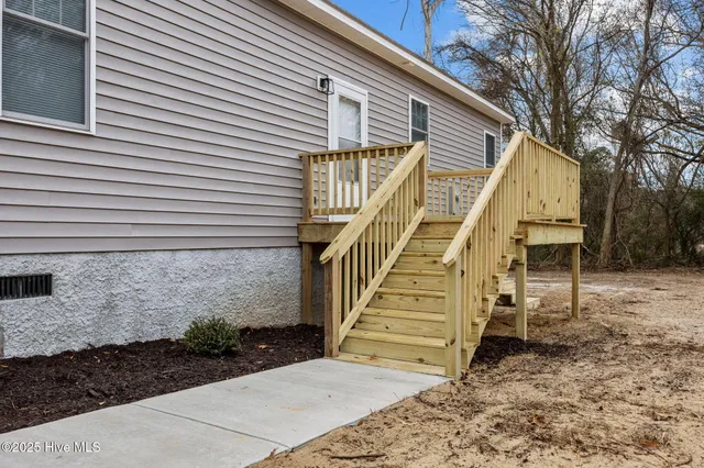 $215,000 | 402 West Moore Street, Greenville, NC 27834