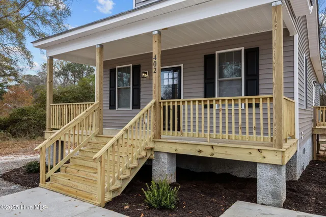 $215,000 | 402 West Moore Street, Greenville, NC 27834