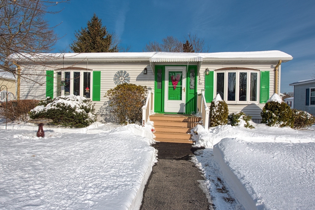 191 Red Oak Terrace Taunton, MA 02780 - Photo 17 of 28 a front view of a house with a yard
