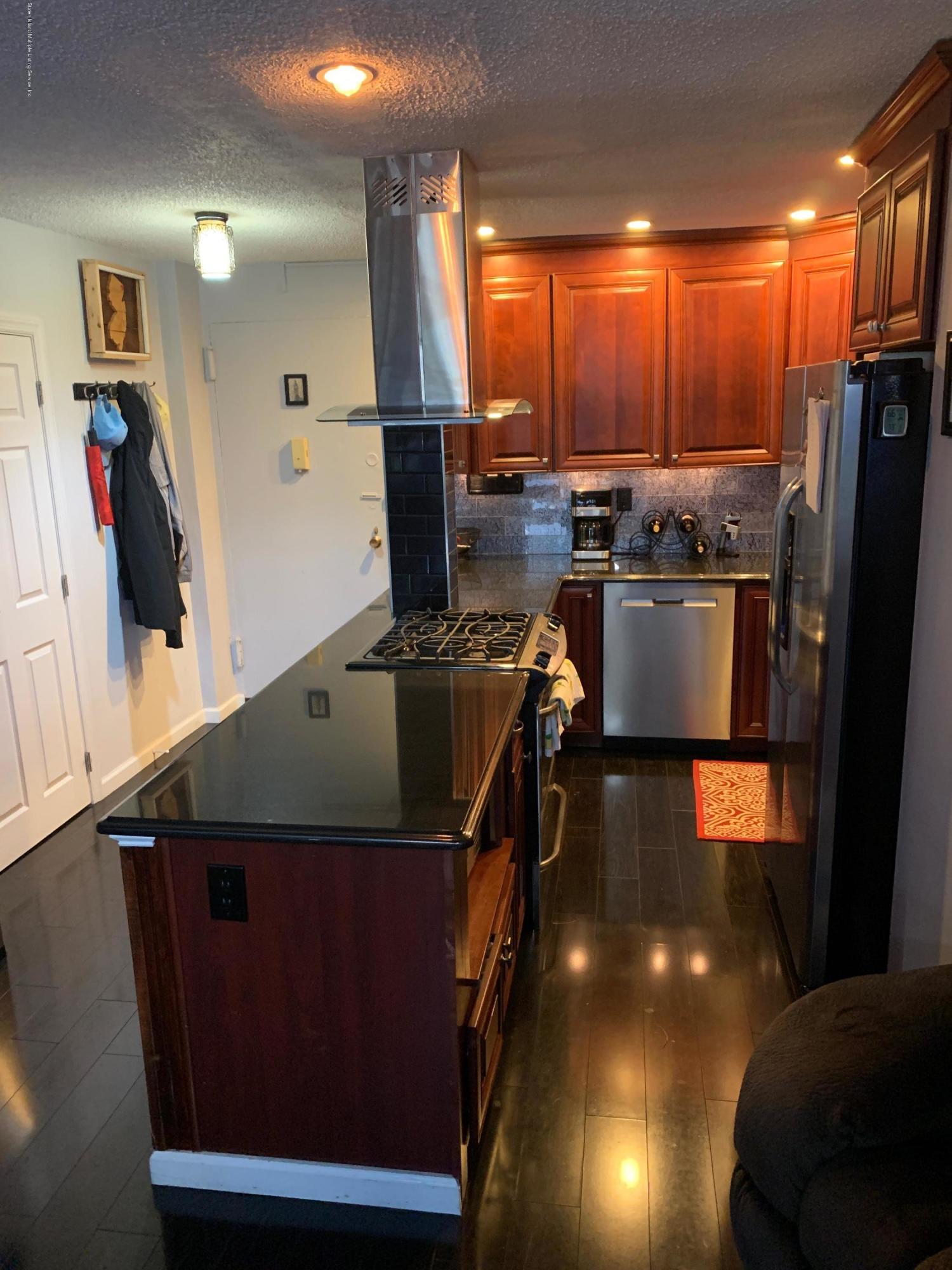 1100 Clove Road, Unit 6G Staten Island, NY 10301 - Photo 7 of 20 image8