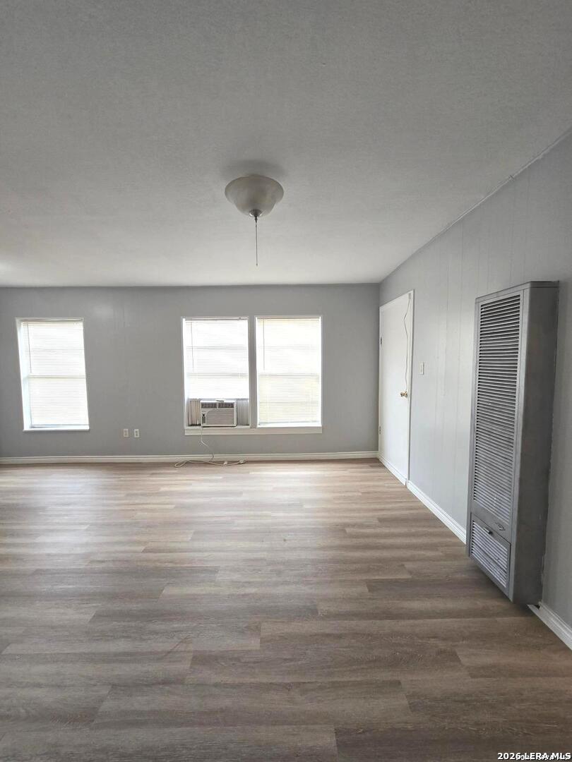 15233 Oak Street Lytle, TX 78052 - Photo 6 of 14