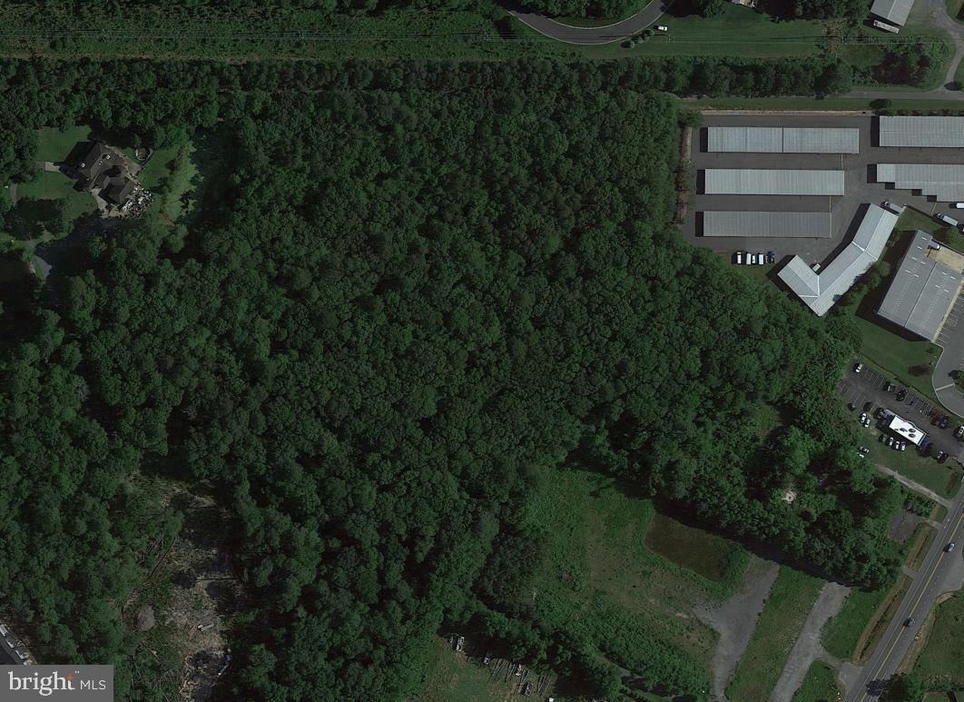 Stephen Decatur Berlin, MD 21811 - Photo 2 of 12 a view of outdoor space and yard