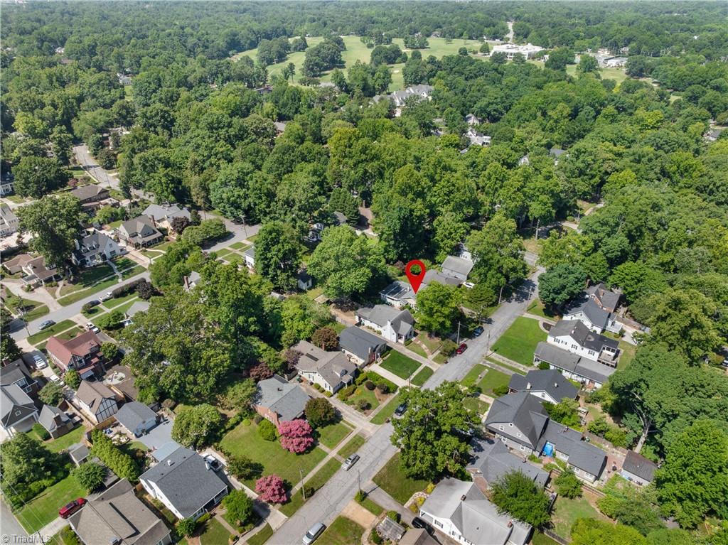 415 Otteray Avenue High Point, NC 27262 - Photo 3 of 39