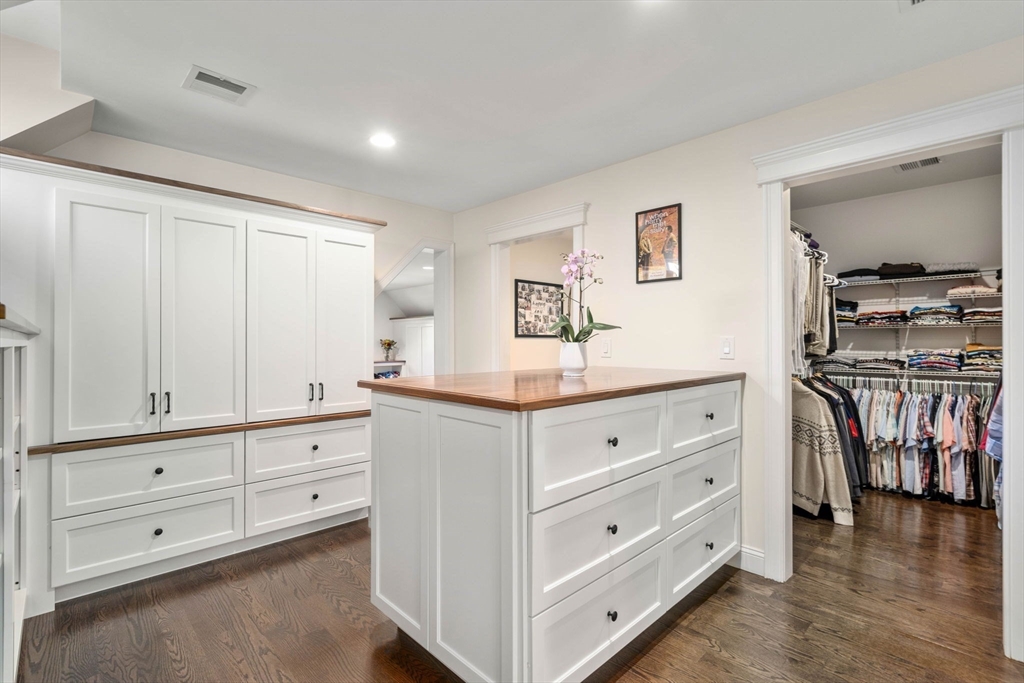 12 Haven Street Dover, MA 02030 - Photo 17 of 39