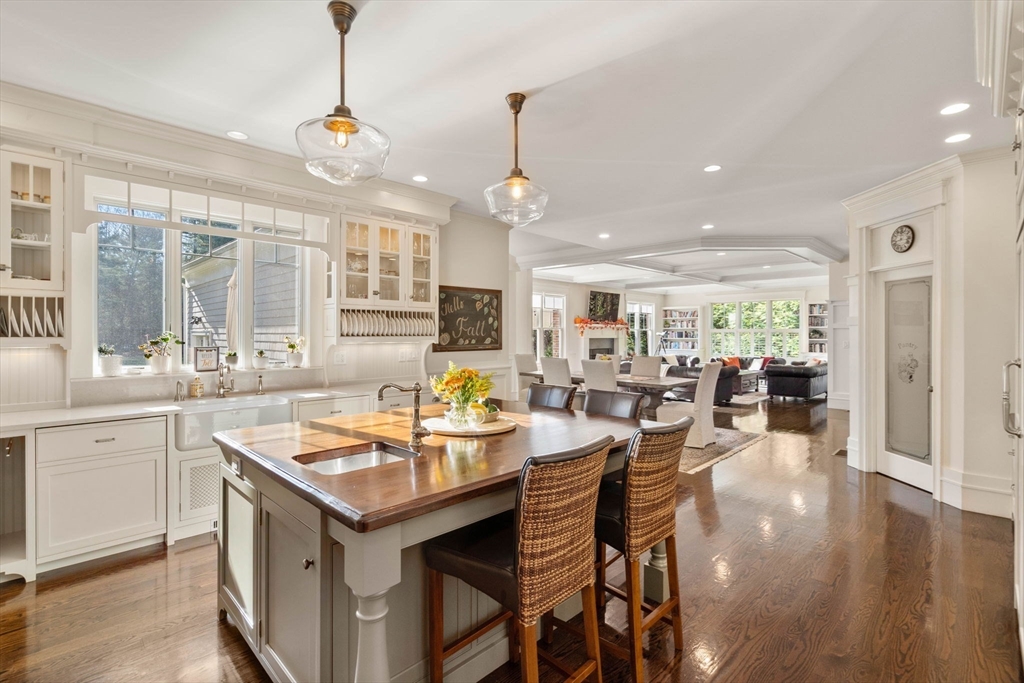 12 Haven Street Dover, MA 02030 - Photo 7 of 39